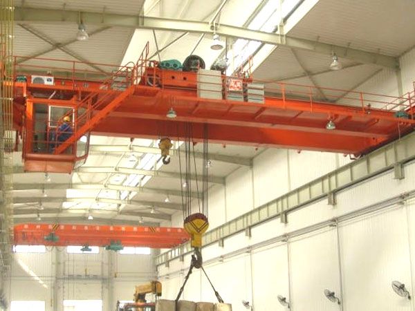 QY型絕緣雙梁橋式起重機(jī)